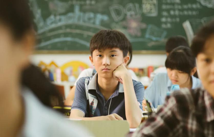 14岁的女孩子叛逆要怎么教育？家长表示头痛，听听过来人的意见