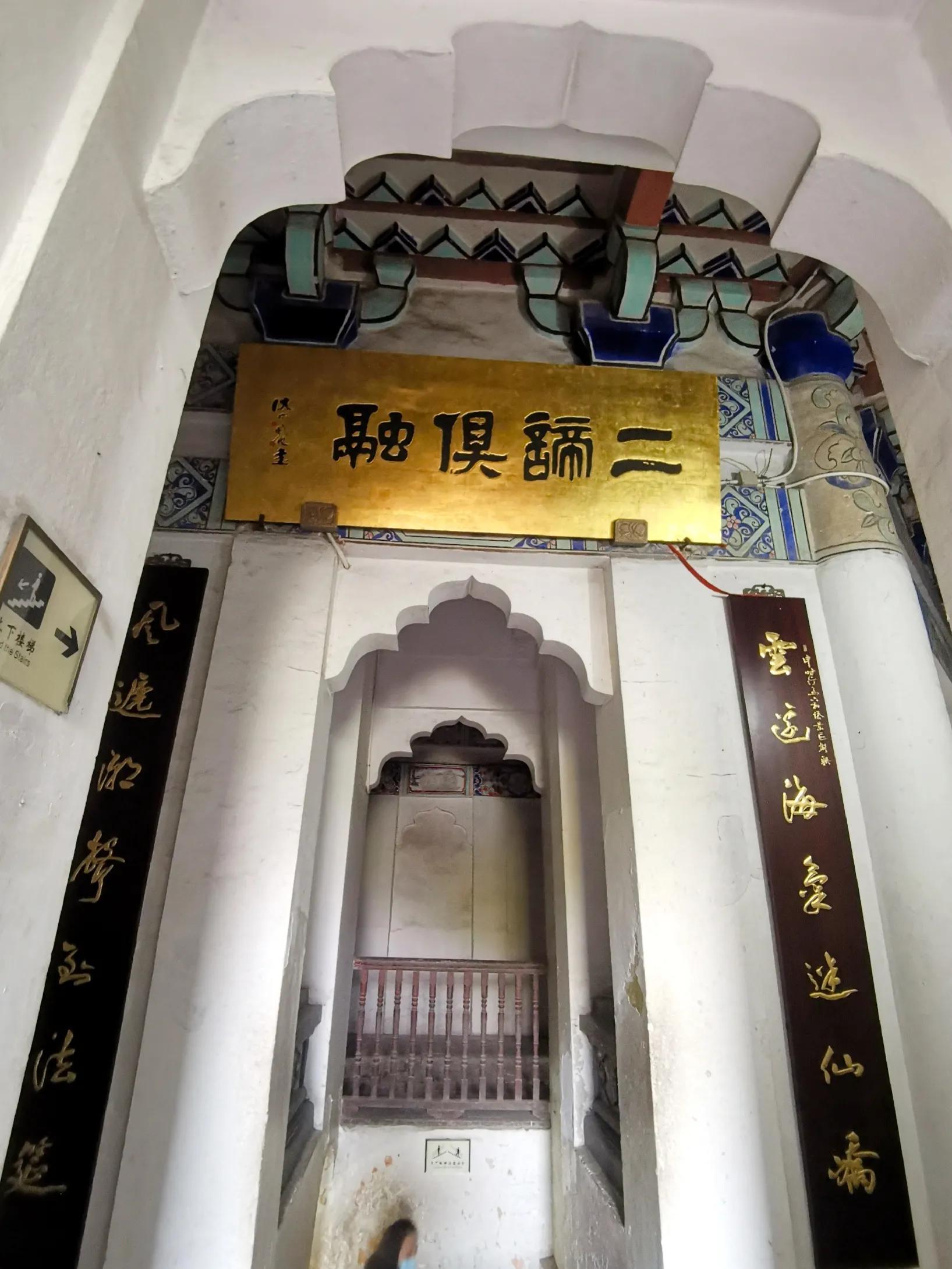 杭州西湖钱塘江大桥六和塔全景,推荐杭州西湖边值得一看的景点