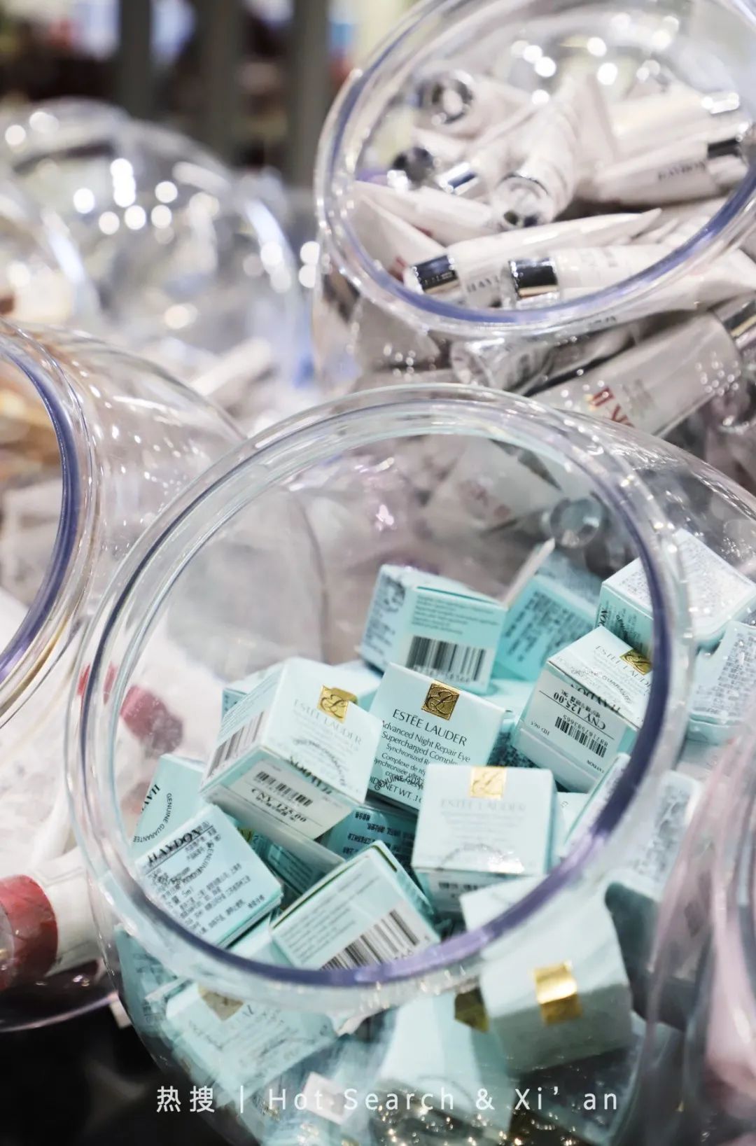 西安新地标！火遍全网的高端美妆店HAYDON黑洞来啦！女明星集合