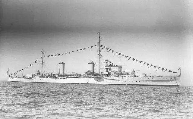 舰炮炮击塔山,重庆舰辽沈战役