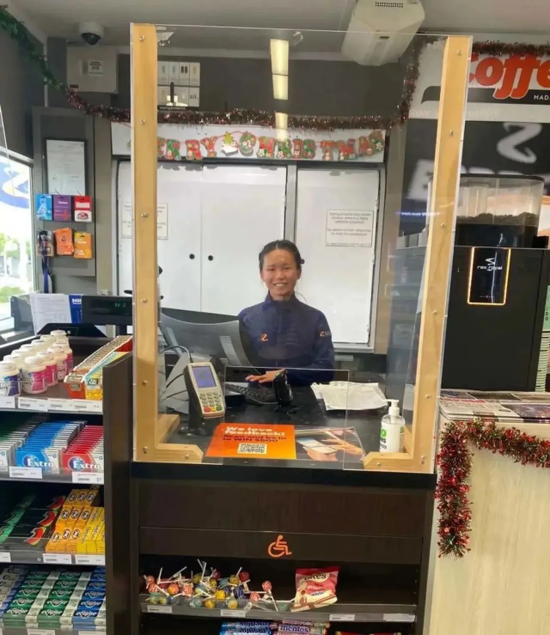 00后中国女孩在外国跳舞,中国美女在新西兰跳舞