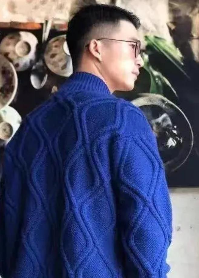 回乡织毛衣年入500万,85后小伙回家织毛衣年入500万