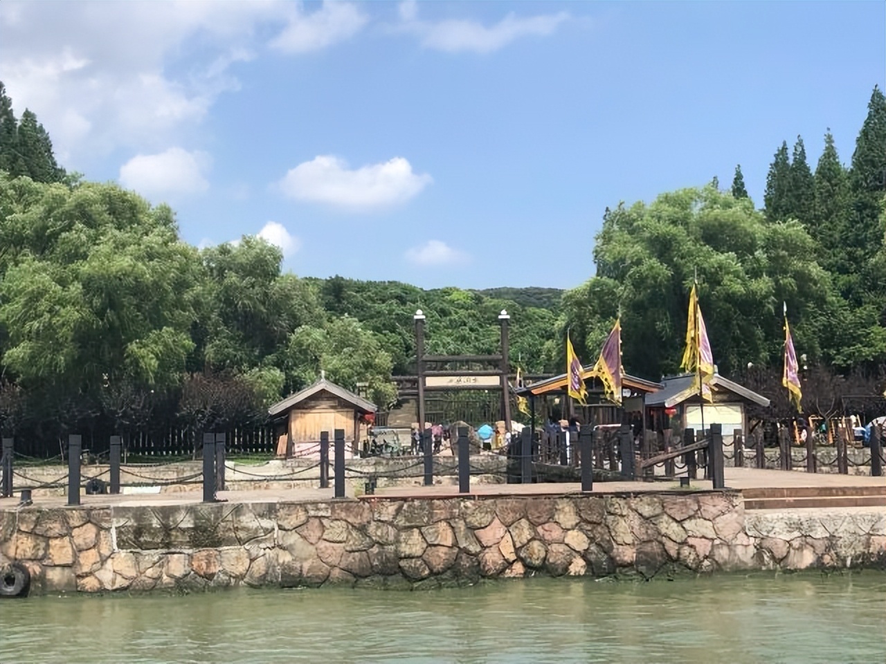 无锡三国水浒城的表演,无锡水浒城三国城门票