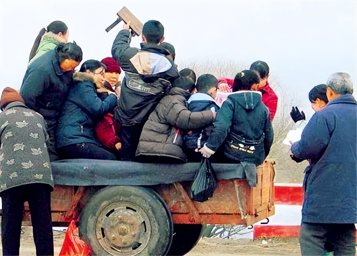 当年走亲戚的真实经历,记录真实生活回老家走亲戚