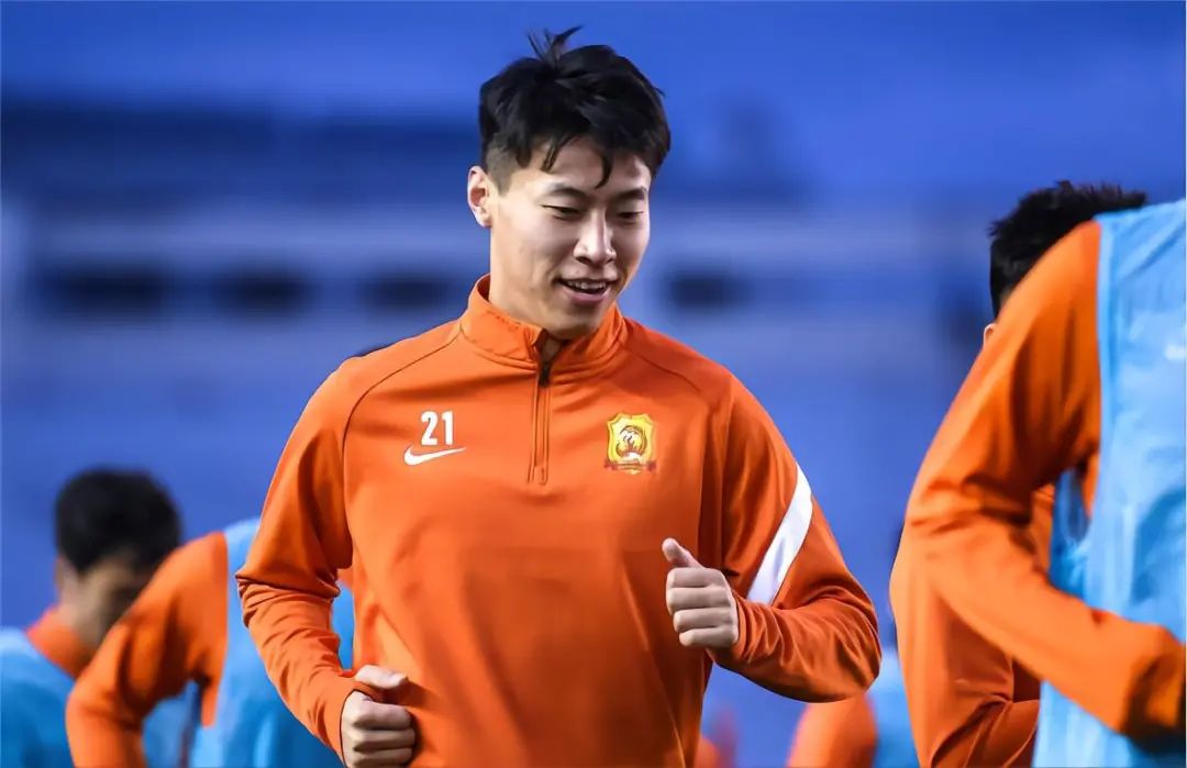 为云南而战战旗,中乙联赛云南玉昆赛程足协杯