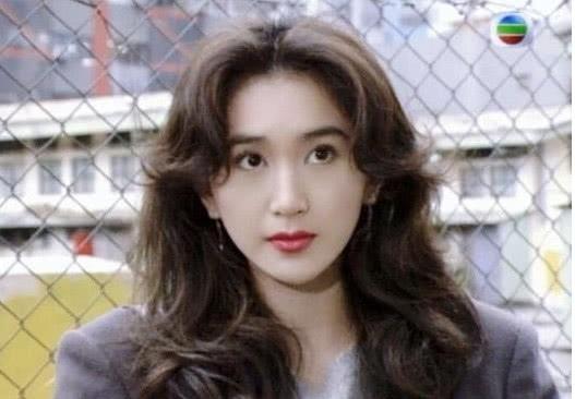 当氛围感美人遇到真美人，朱茵输多赢少，鞠婧祎章子怡暴露颜值