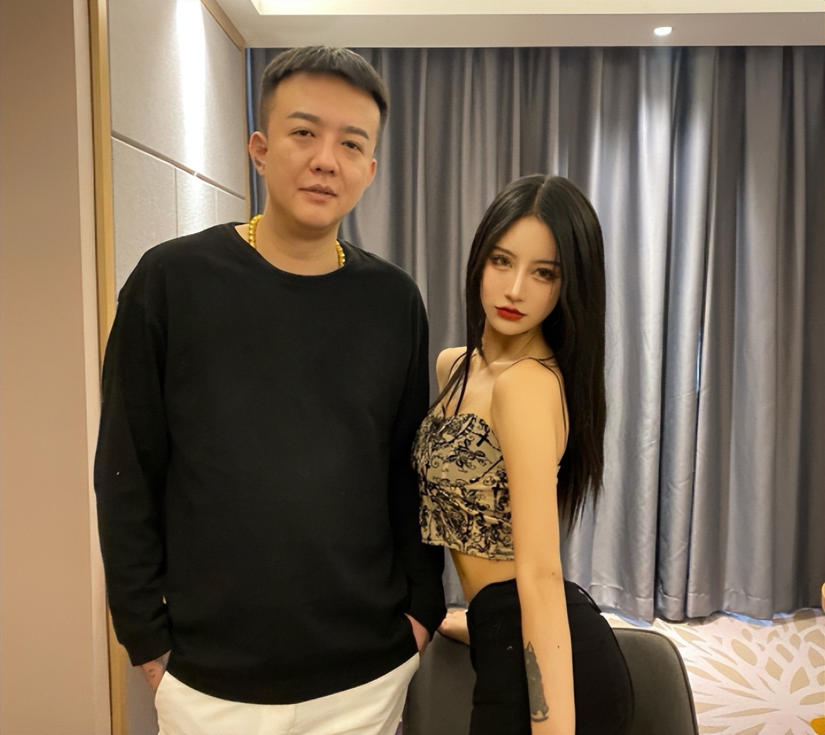 二驴直播间辛巴连麦小天同学,天道辛巴连麦在二驴直播间