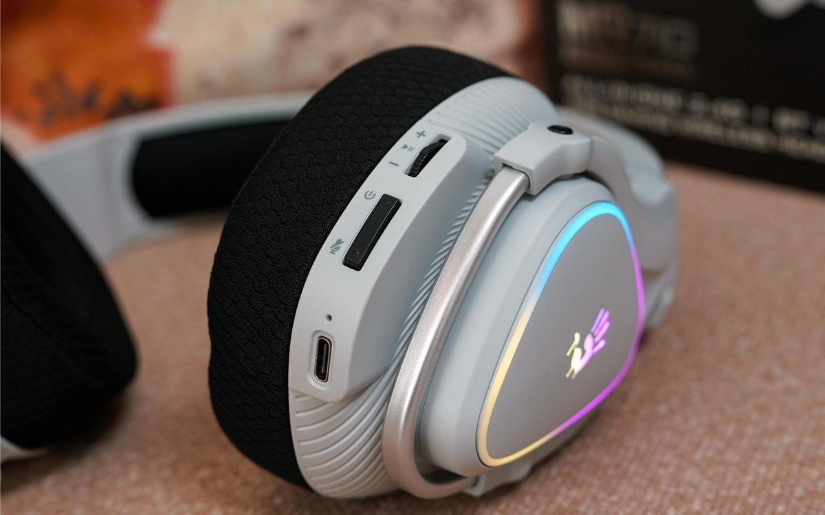 电竞入耳式耳机推荐高性价比,双飞燕血手幽灵耳机mr710