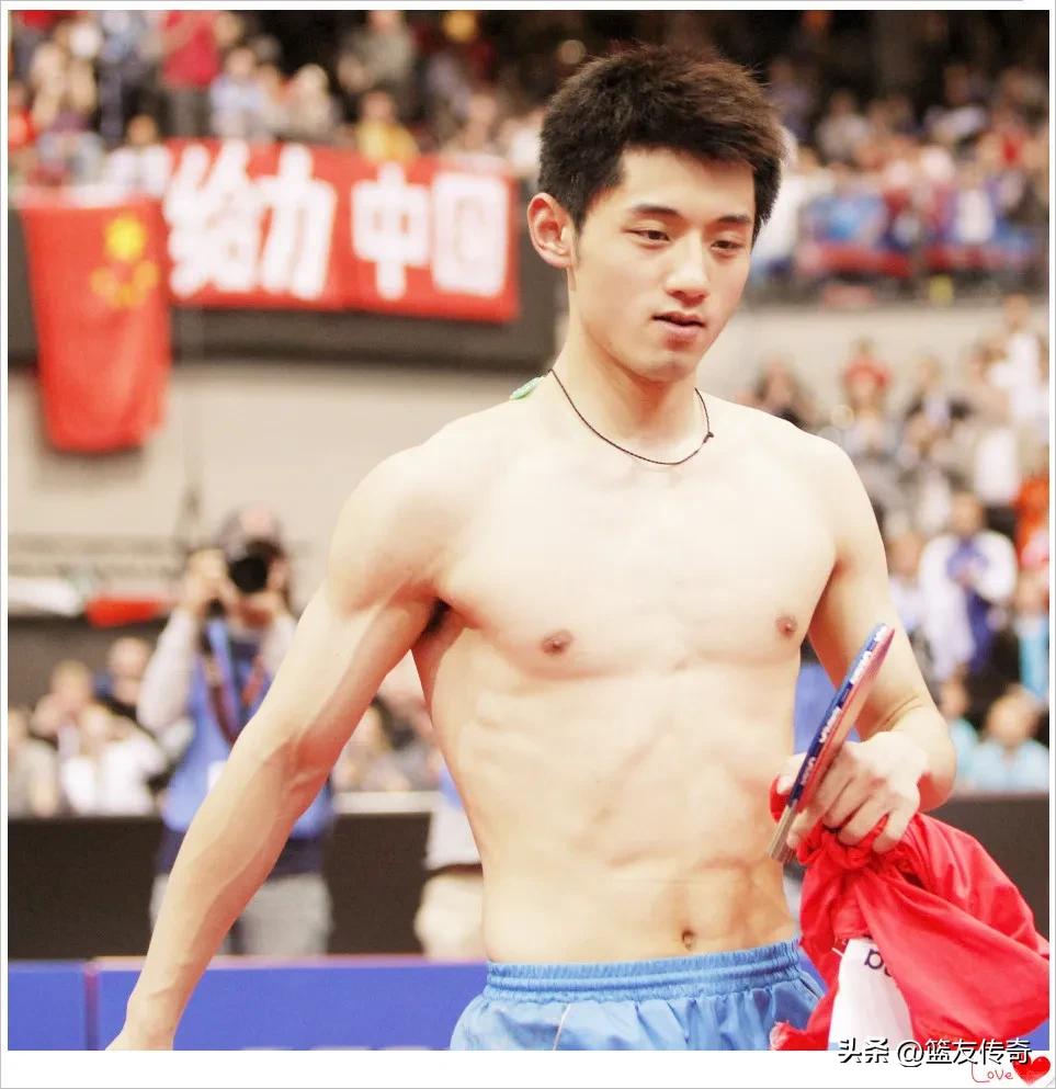 最近体育圈几个大瓜，男篮林葳女篮李梦乒乓球张继科，还有男足