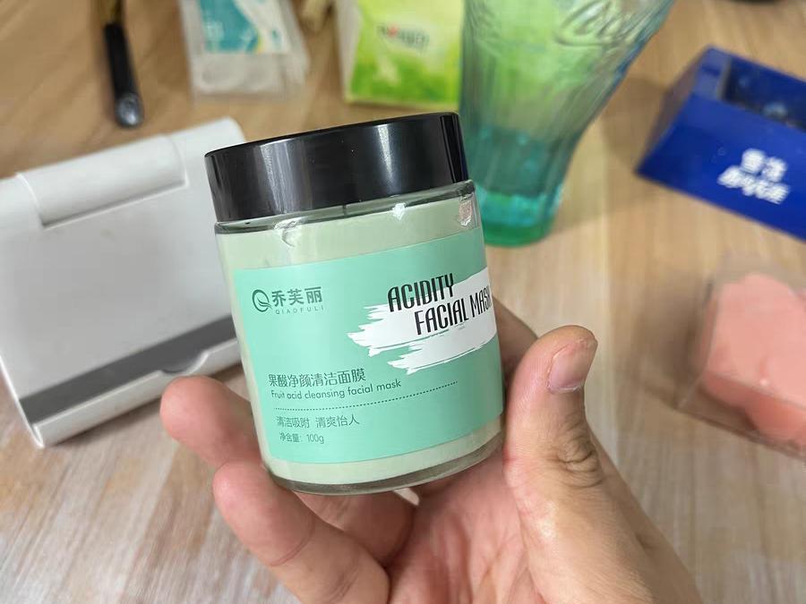 逛屈臣氏瞧见这几款“老国货”，别错过，虽然看着廉价但值得尝试