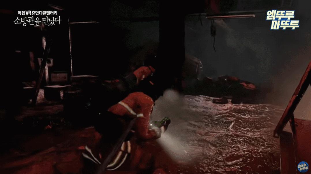 耗资7亿“复活”女儿后，她让患癌去世的母亲重生，惹哭网友：太心酸了