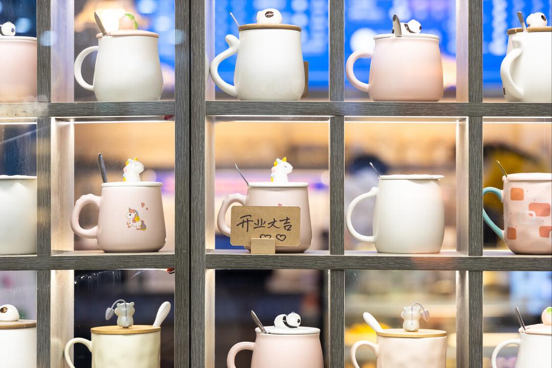 喝水用什么杯子比较健康,喝水用什么杯子最健康