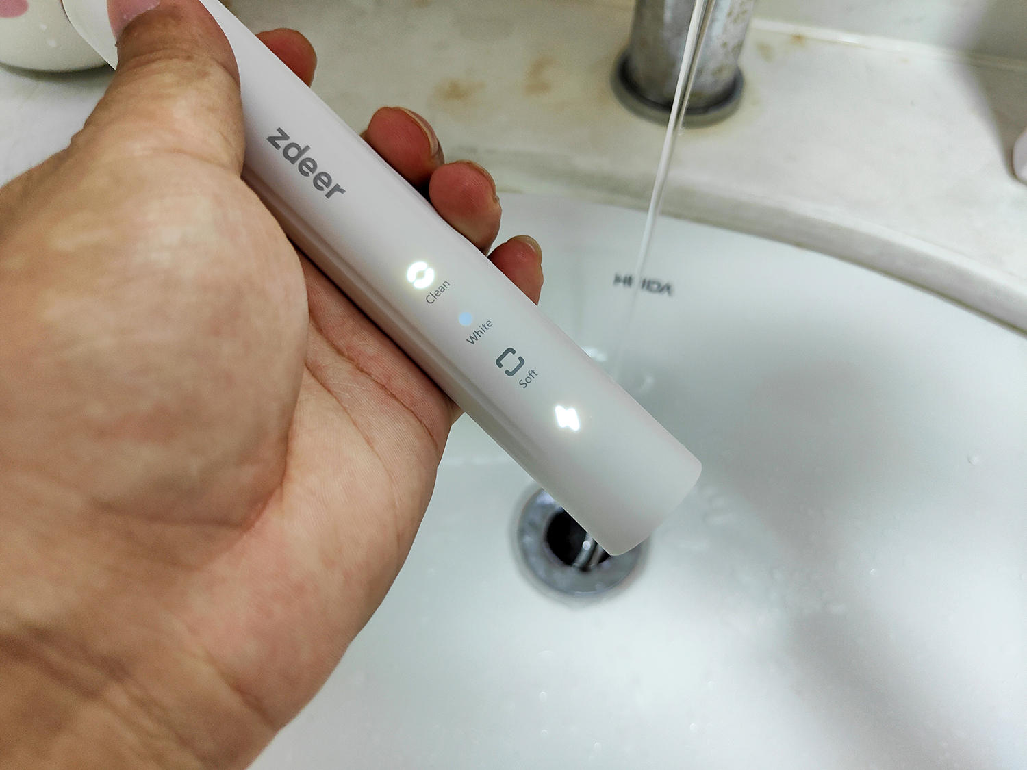 声波电动牙刷清洁牙齿更干净了,声波电动牙刷6种刷牙模式