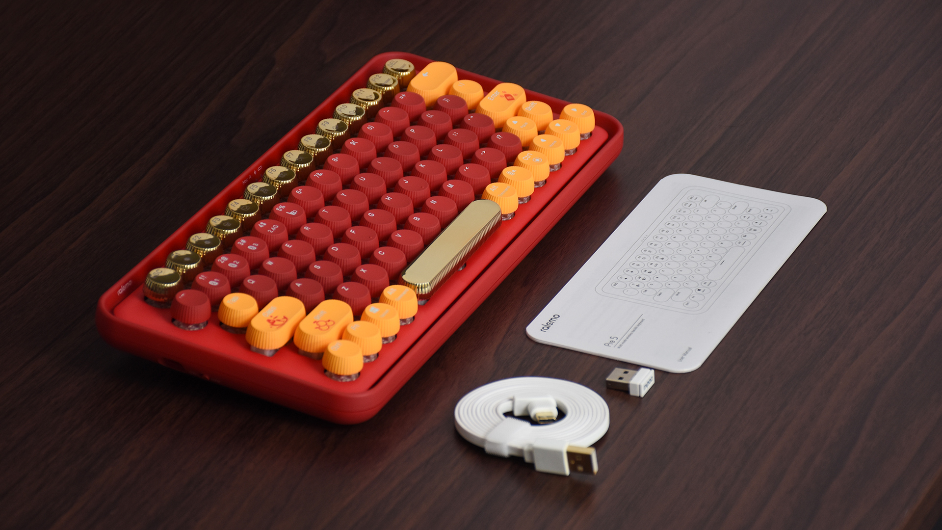 雷柏ralemopre5姹紫嫣红版,雷柏ralemopre5圣诞版机械键盘