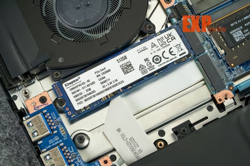 机械革命蛟龙16k4060对比神舟z8d6,机械革命蛟龙16k极光pro旷世g16