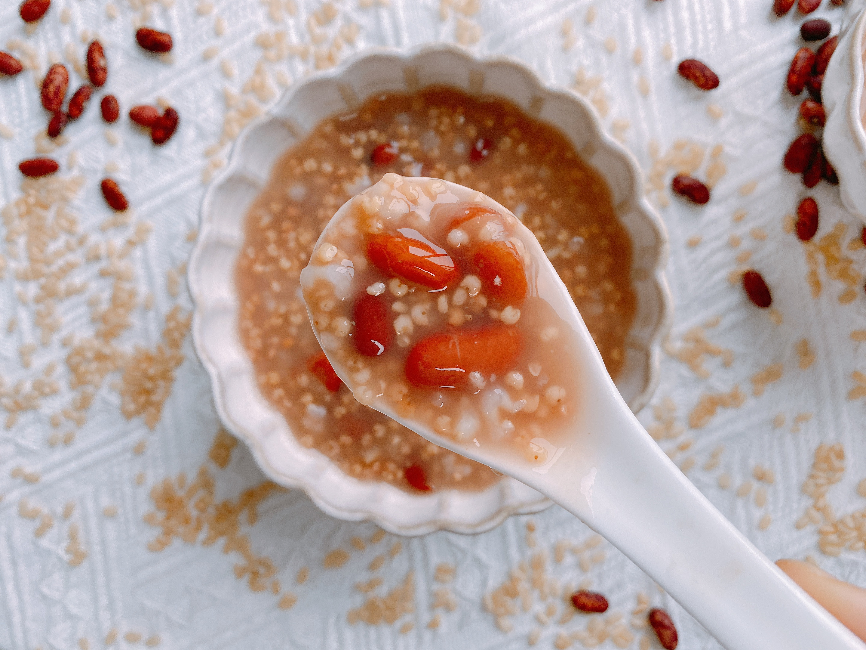 秋季滋润皮肤家常养生粥推荐,秋季养生粥多喝养胃还能解决秋燥