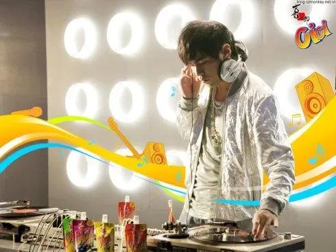 截止2020周杰伦代言了哪些品牌,周杰伦什么时候代言的可比克薯片