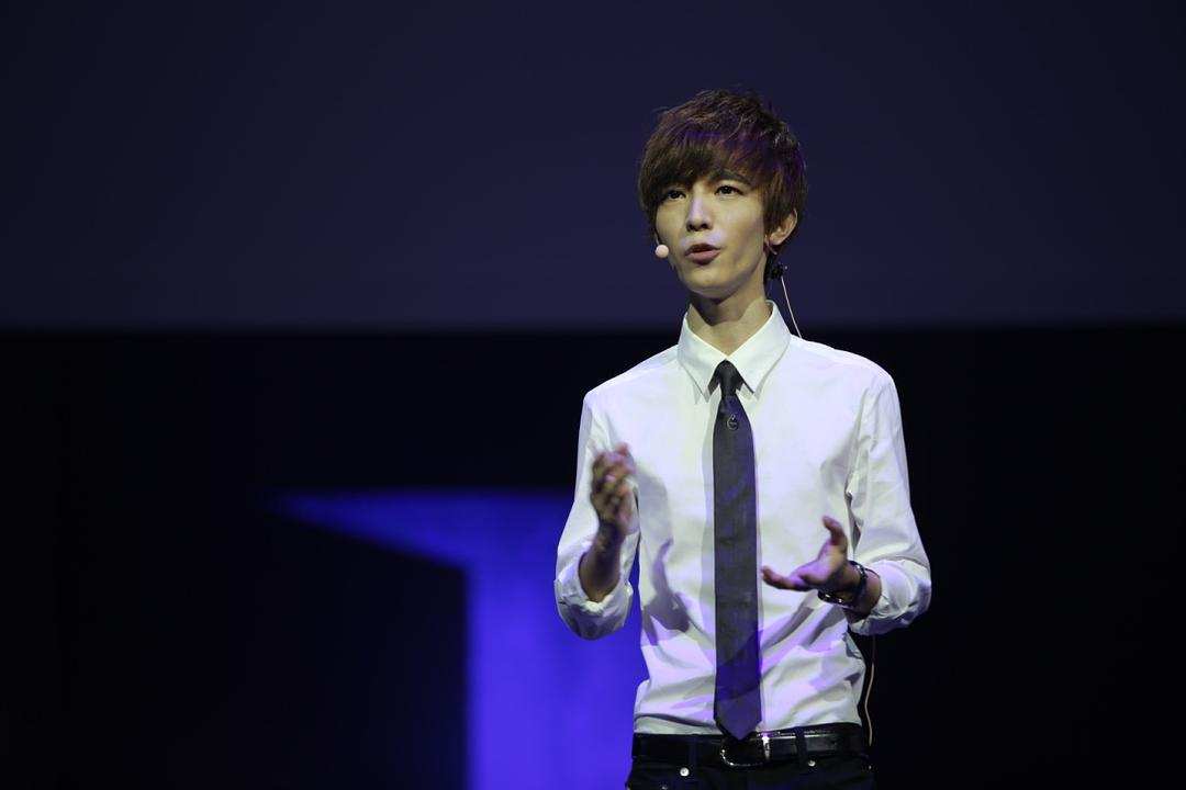 郭敬明小时代为什么又火了 (郭敬明小时代大家怎么看)