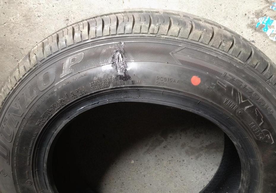 怎么看汽车轮胎耐磨程度,汽车轮胎买耐磨的好还是静音的好