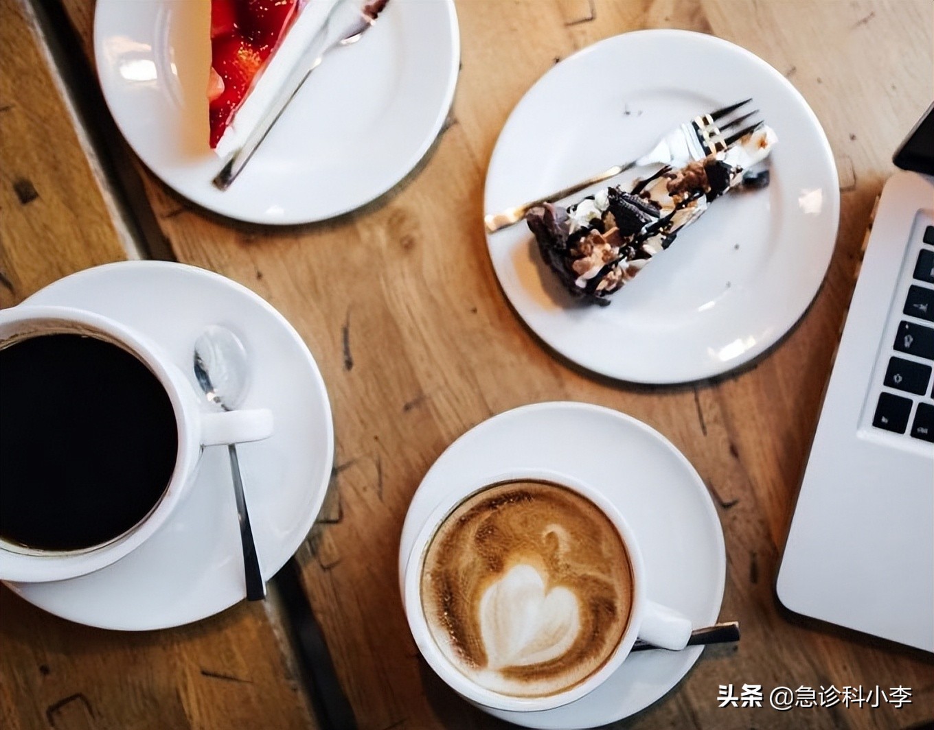 牙缝间的牙结石怎么清除,牙缝里的牙结石怎么去除