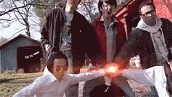 当第一次惨遭破身，才知道男生也有会撕裂的“*男处**膜”