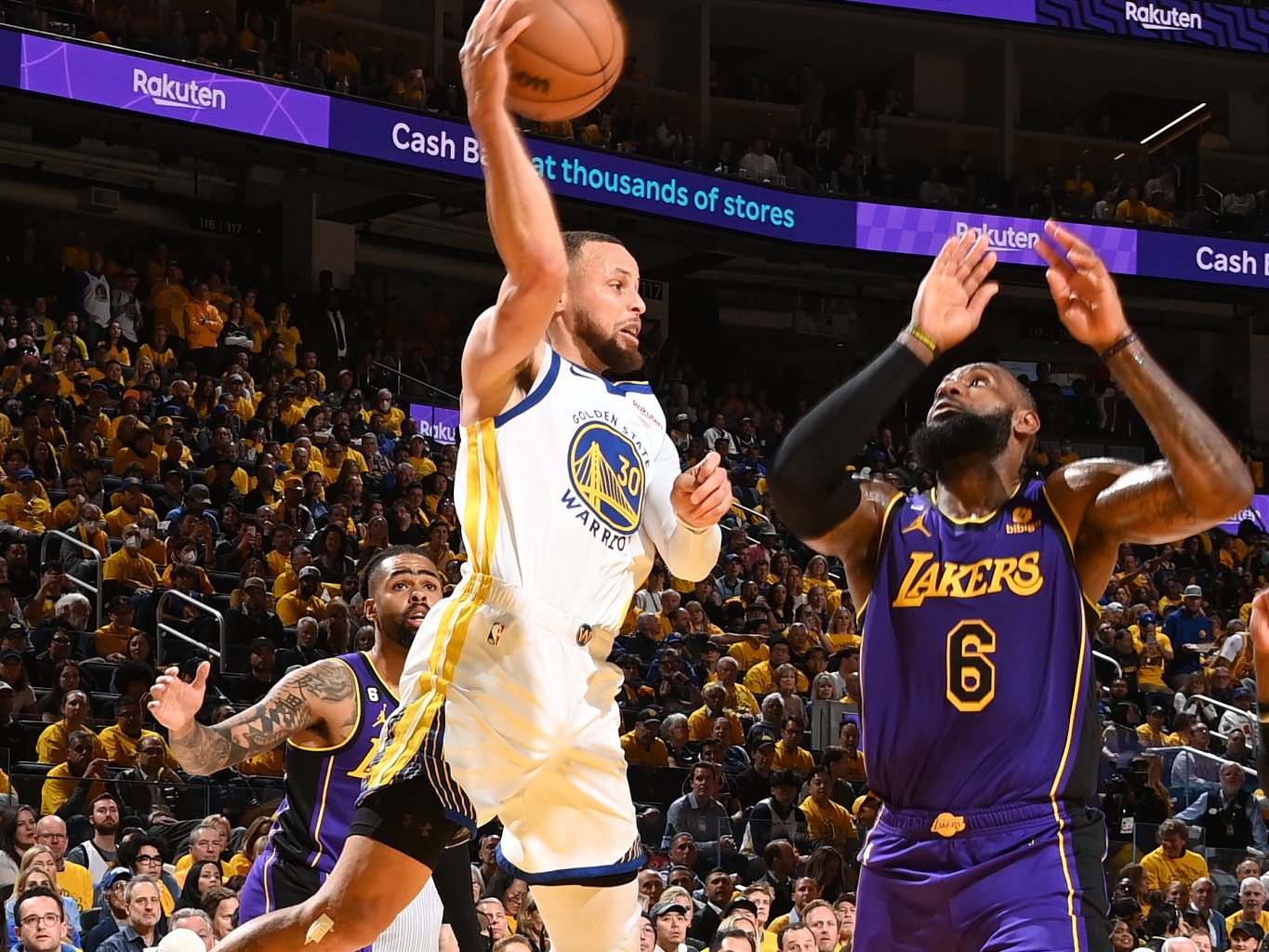 苏群谈勇士和湖人建队,苏群评论湖人勇士比赛