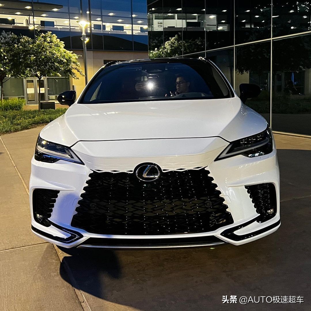 雷克萨斯rx350h混动版2023,rx400雷克萨斯2023款多少钱