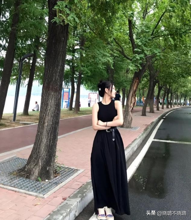 35-45岁女性随性穿搭长裙,中年女士过膝长裙穿搭