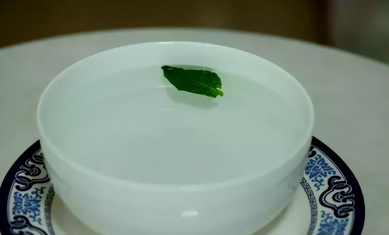 江湖上最霸气菜名,最个性的江湖菜店名