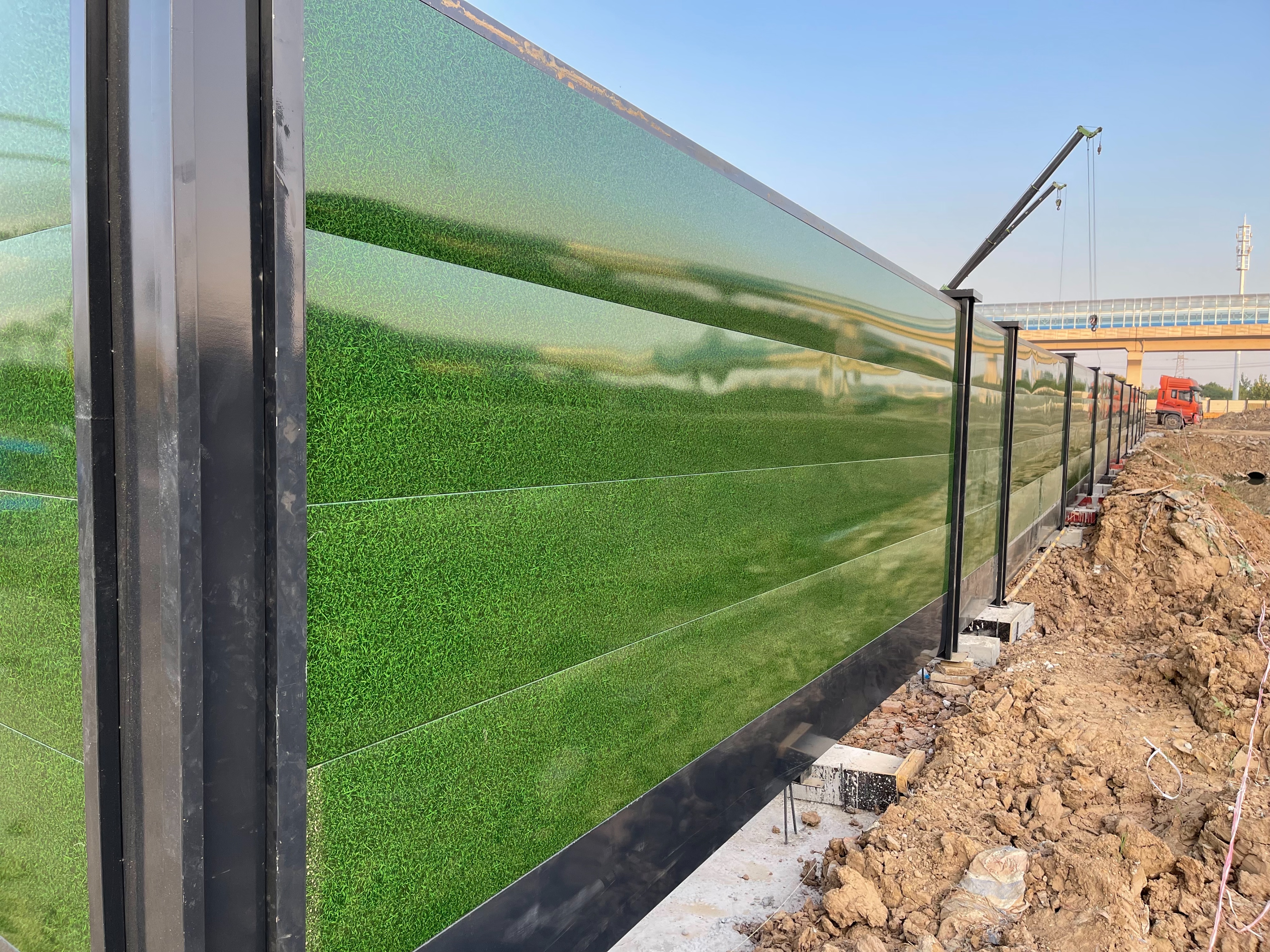 道路施工装配式彩钢围挡,彩钢围挡和装配式围挡