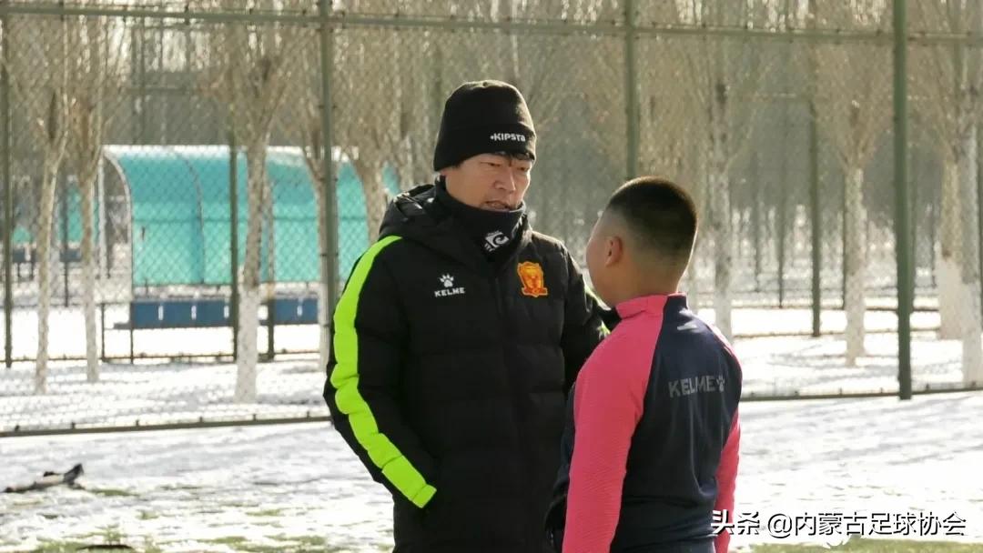 内蒙古草上飞足球俱乐部的主场,内蒙古草上飞青训营