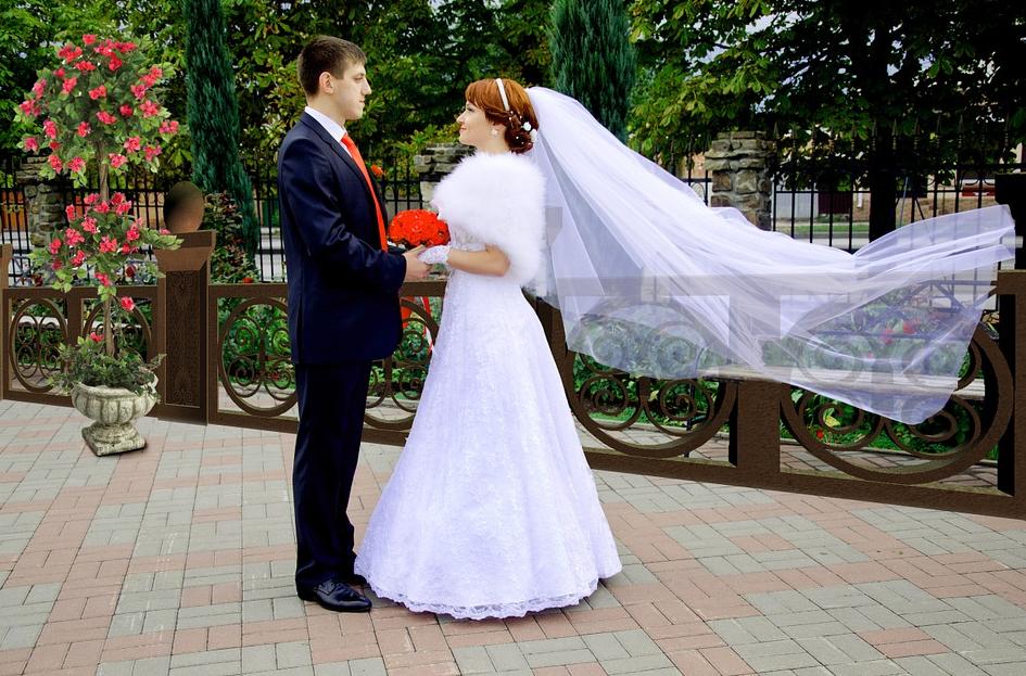 情商高的女人，在与人聊天时，懂得避开这三个话题