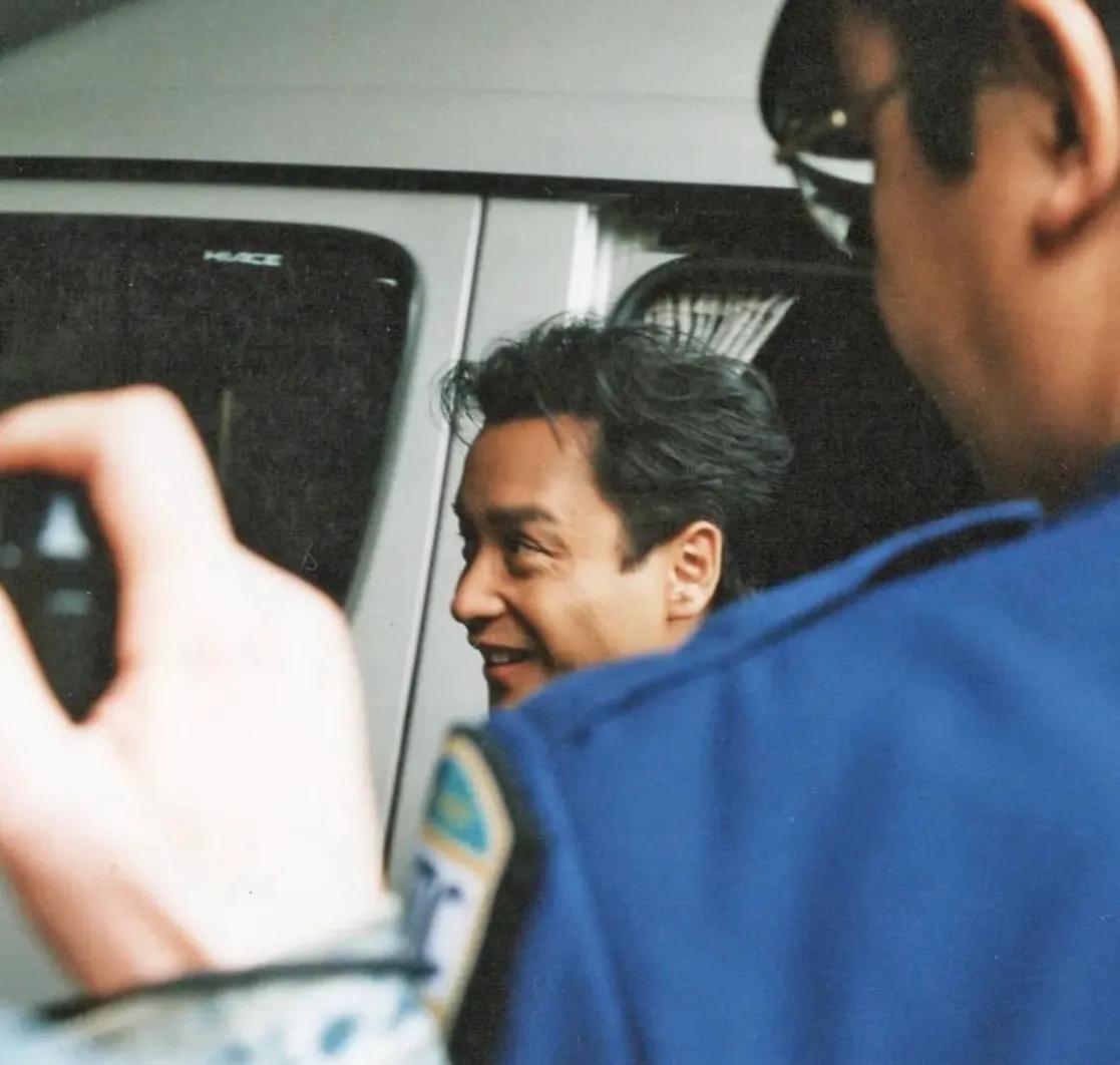 张国荣陈凯歌梅艳芳巩俐合照,张国荣梅艳芳巩俐首映礼