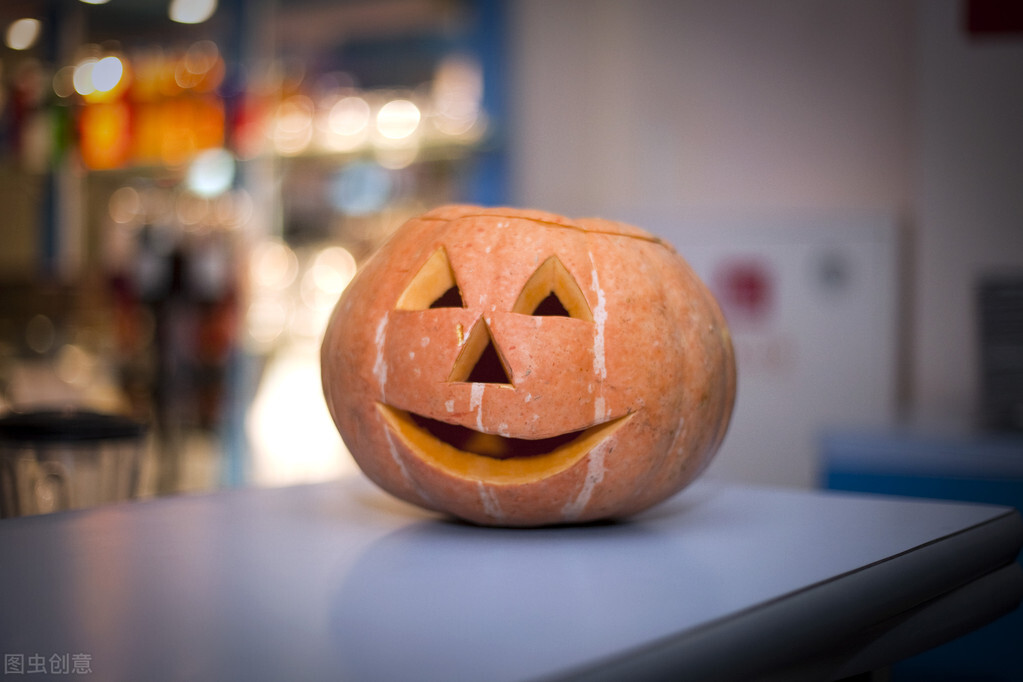 慢读双语短文019KINGSOLOMONSRING所罗门王的戒指