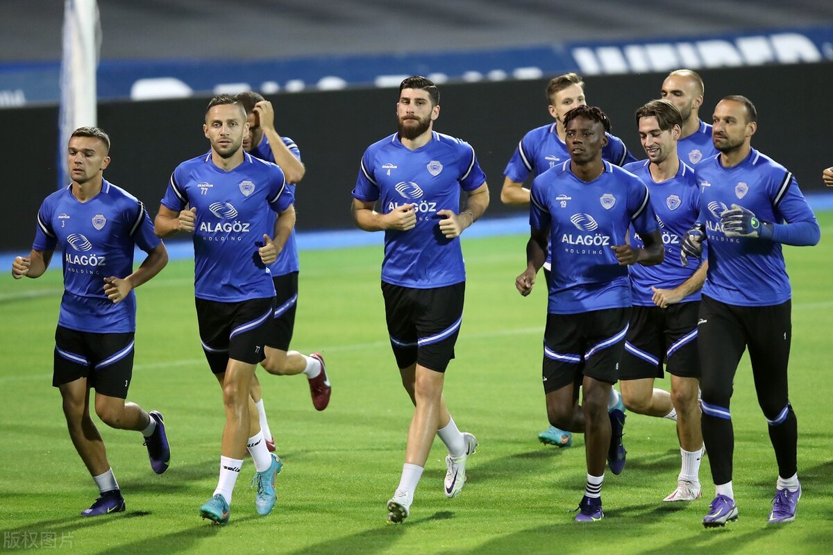 欧冠资格赛好戏不停：挑战卡拉巴克！苏黎世能否全身而退？