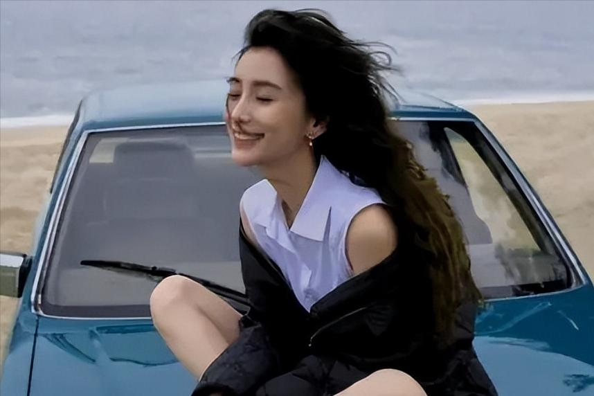 黄晓明杨颖被曝分居两年,黄晓明又和绯闻女友同框了