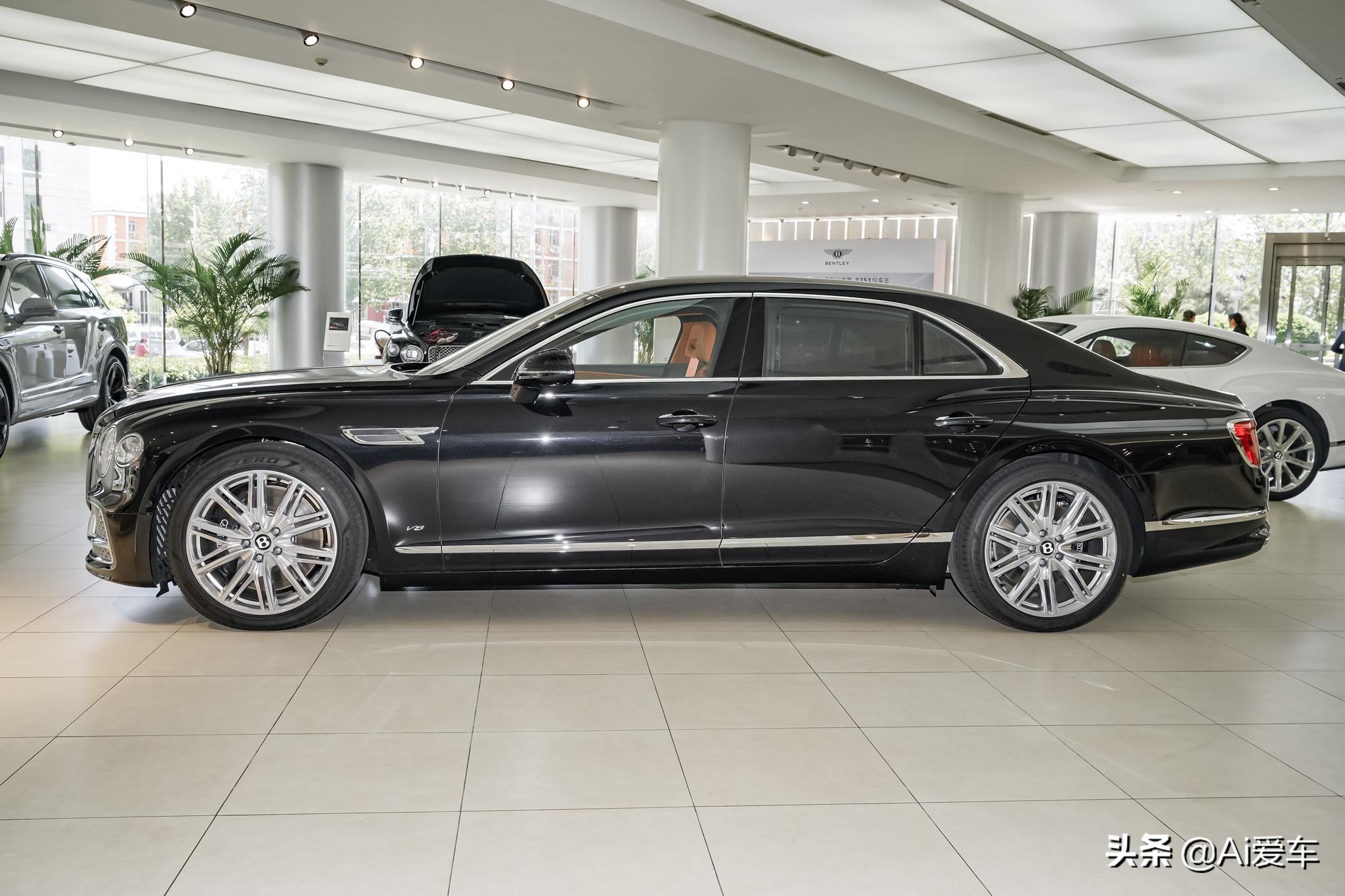 超大豪华奔驰,超豪华大g奔驰车