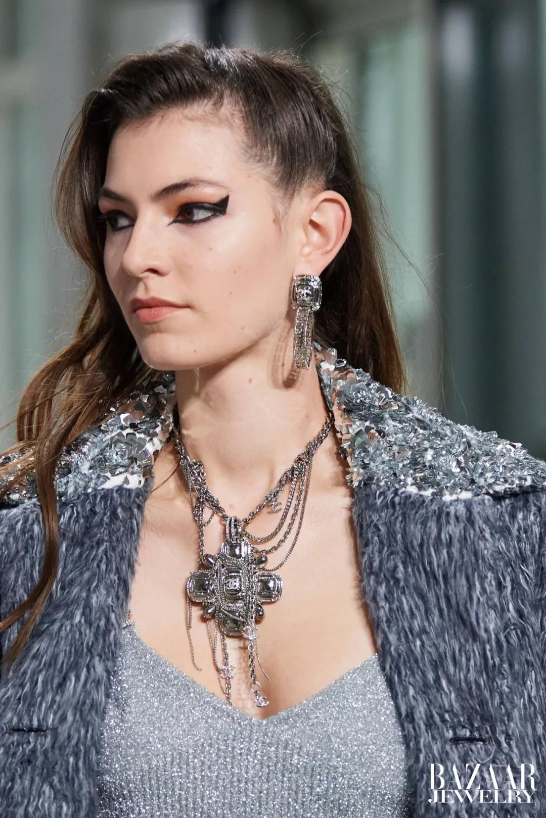 假期继续追“小敏家”？你发现40+女人拿捏气质的小秘密了吗？