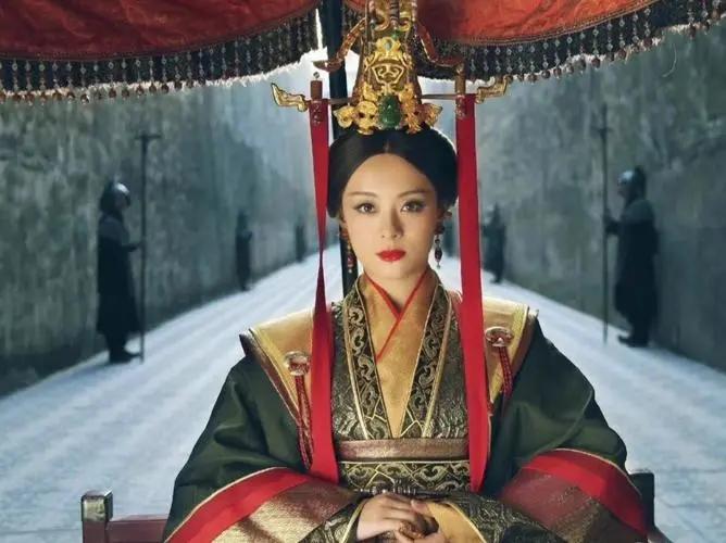 值得看的十部经典古装穿越电视剧,古代有哪些好看的古装剧