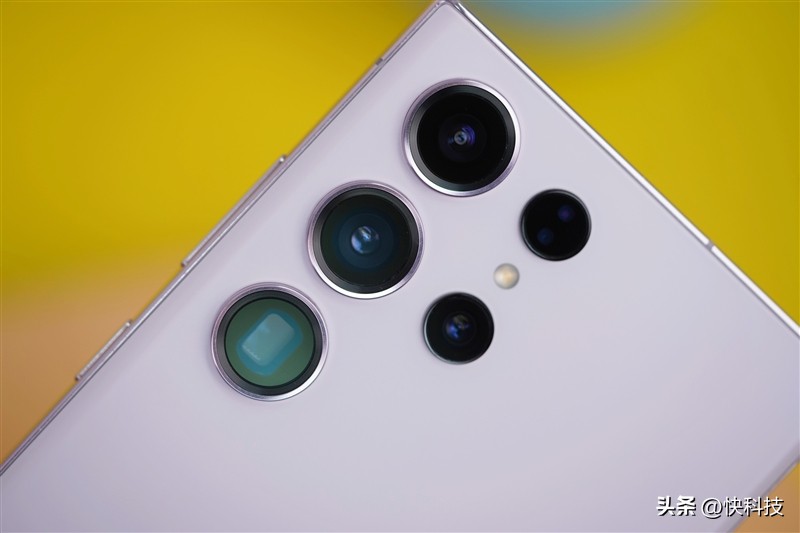 三星galaxys22超大杯,三星galaxys23ultra湖屿蓝评测