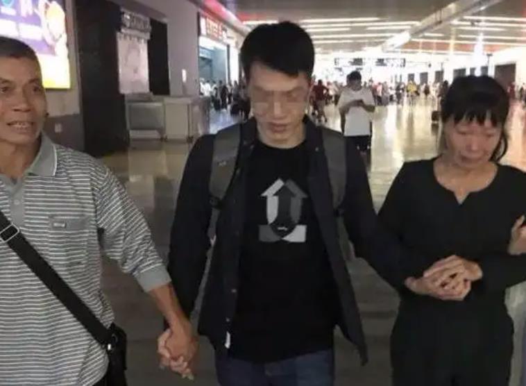 杨仁荣为什么失联,失联九年的高考状元杨仁荣