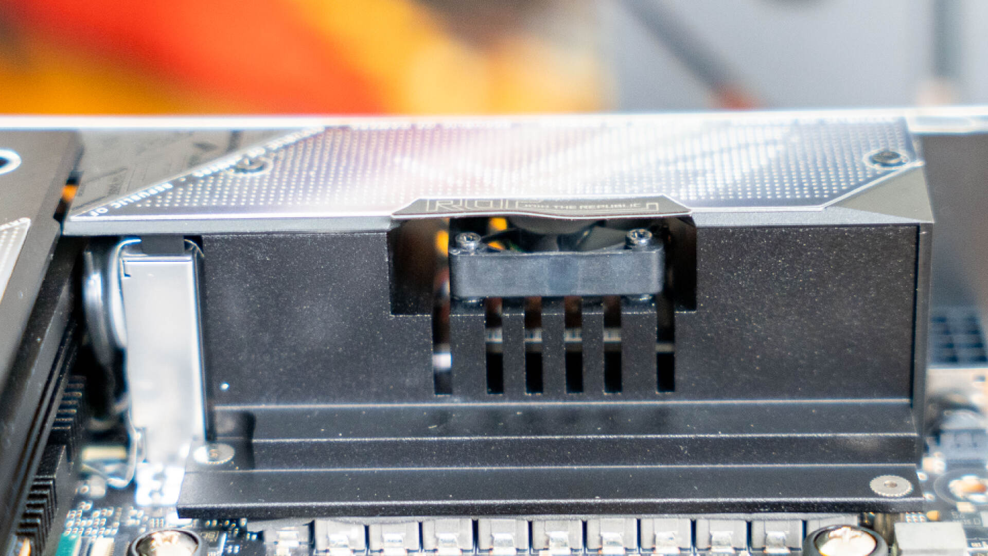 amd最新移动处理器锐龙7000,amd发布锐龙7000处理器价格