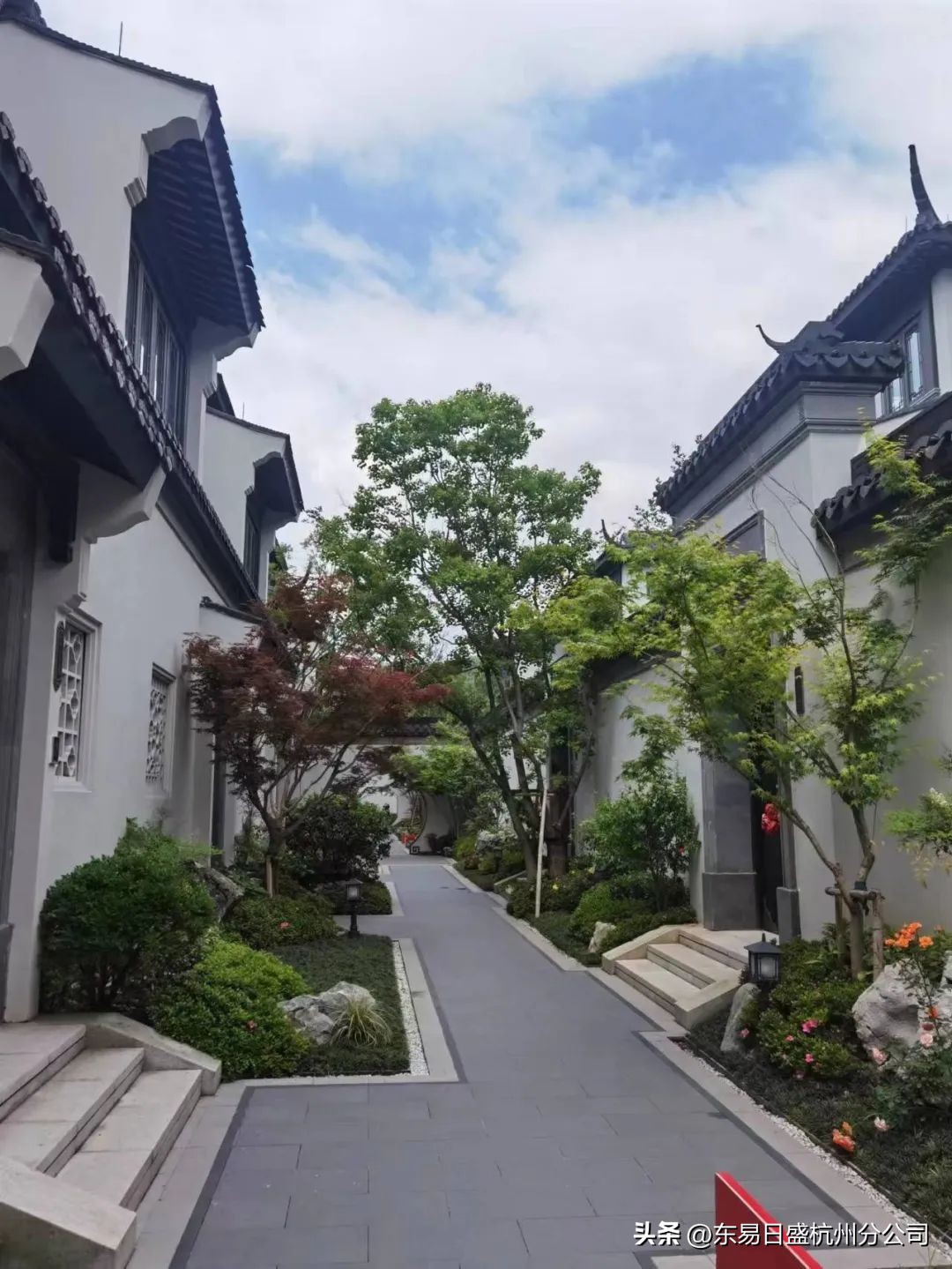 仲夏六月，美好将至|杭州东易日盛恭祝所有业主开工大吉！