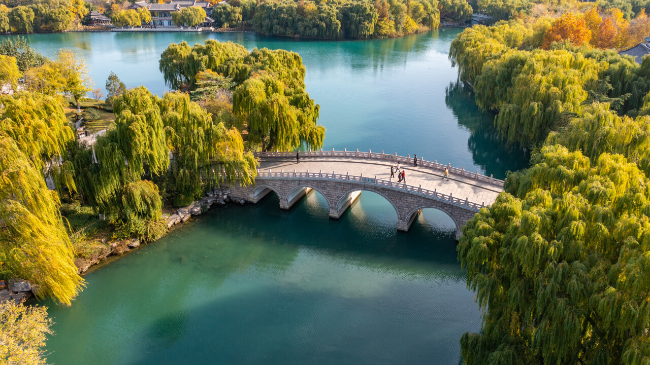 大明湖超级沉浸式,沉浸式体验趵突泉