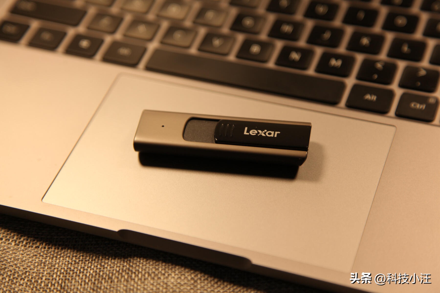 雷克沙256gbm900,雷克沙m900u盘能不能买