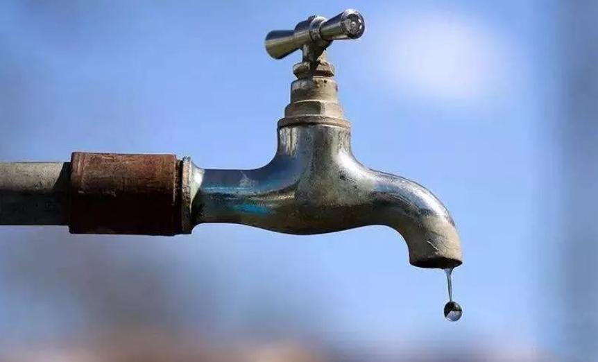 自来水喝着涩是水质不好吗,自来水烧开为什么这么难喝