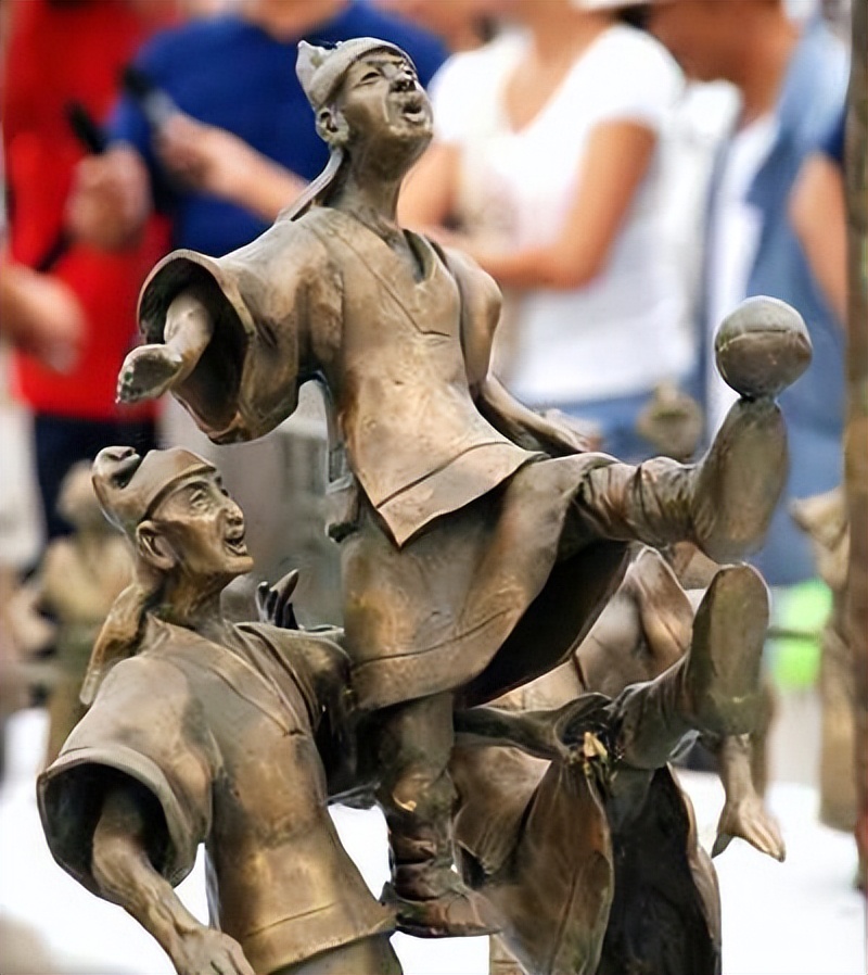 简述足球运动在中国的发展史,足球的起源与发展