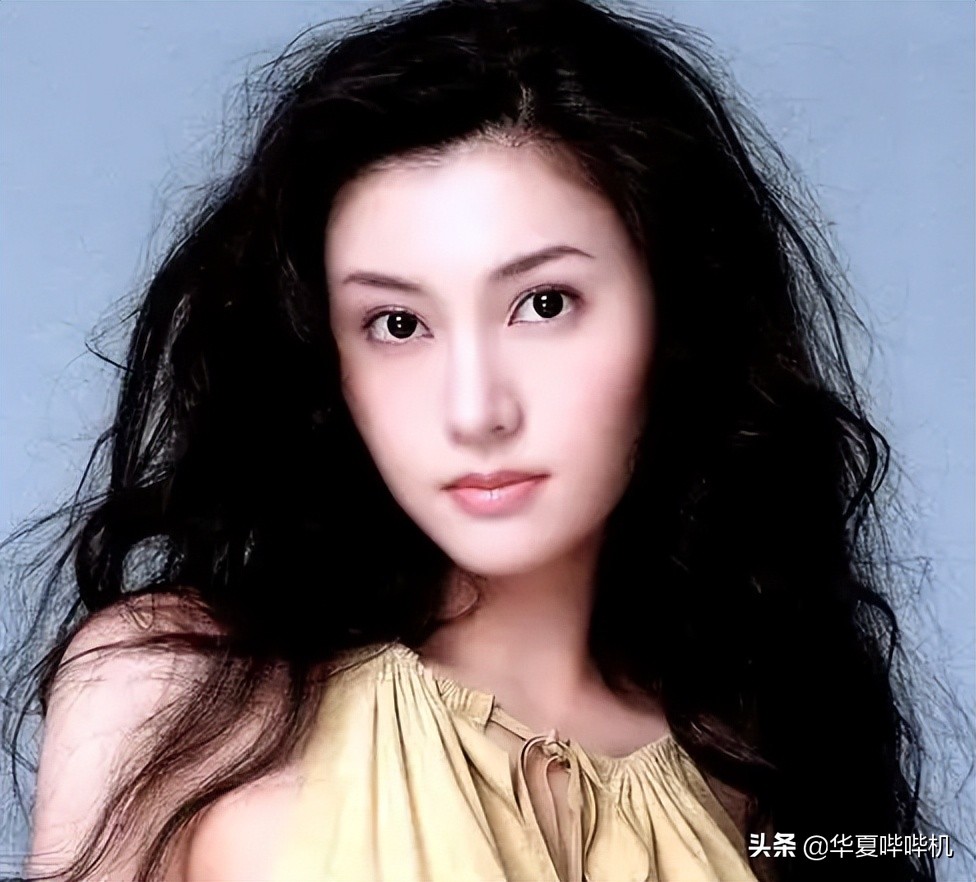 年少不知方脸好，错把网红当成宝，这些港姐不香吗？