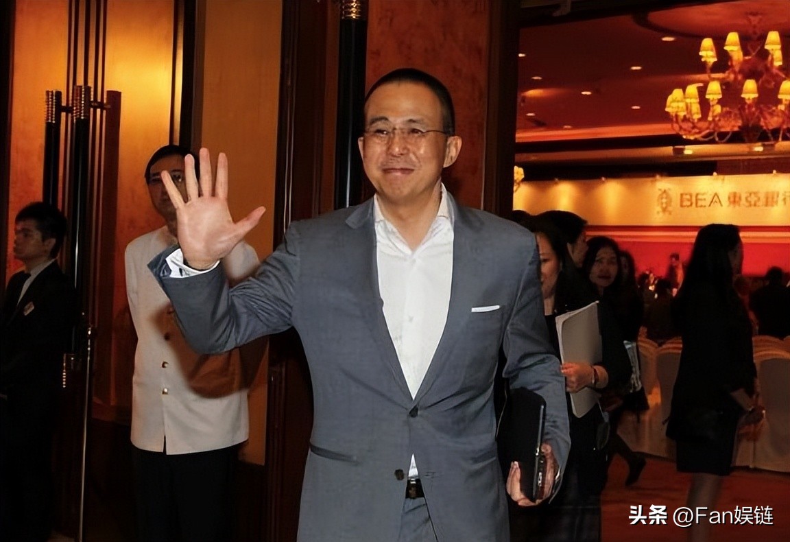 李泽楷的西装,李泽楷vs王思聪完整版