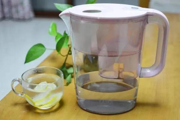 常喝电热水壶烧的水有哪些危害,长期喝电热水壶烧的水有危害吗